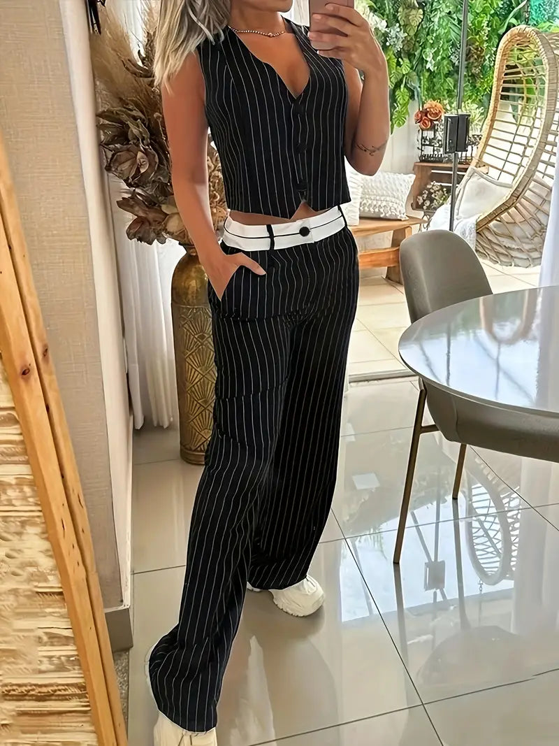 Gestreifte Weste mit V-Ausschnitt und Hose mit hoher Taille